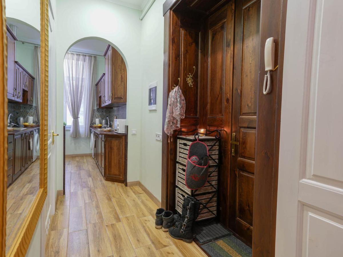 Lviv Suites At Shopena St. 4 Екстер'єр фото