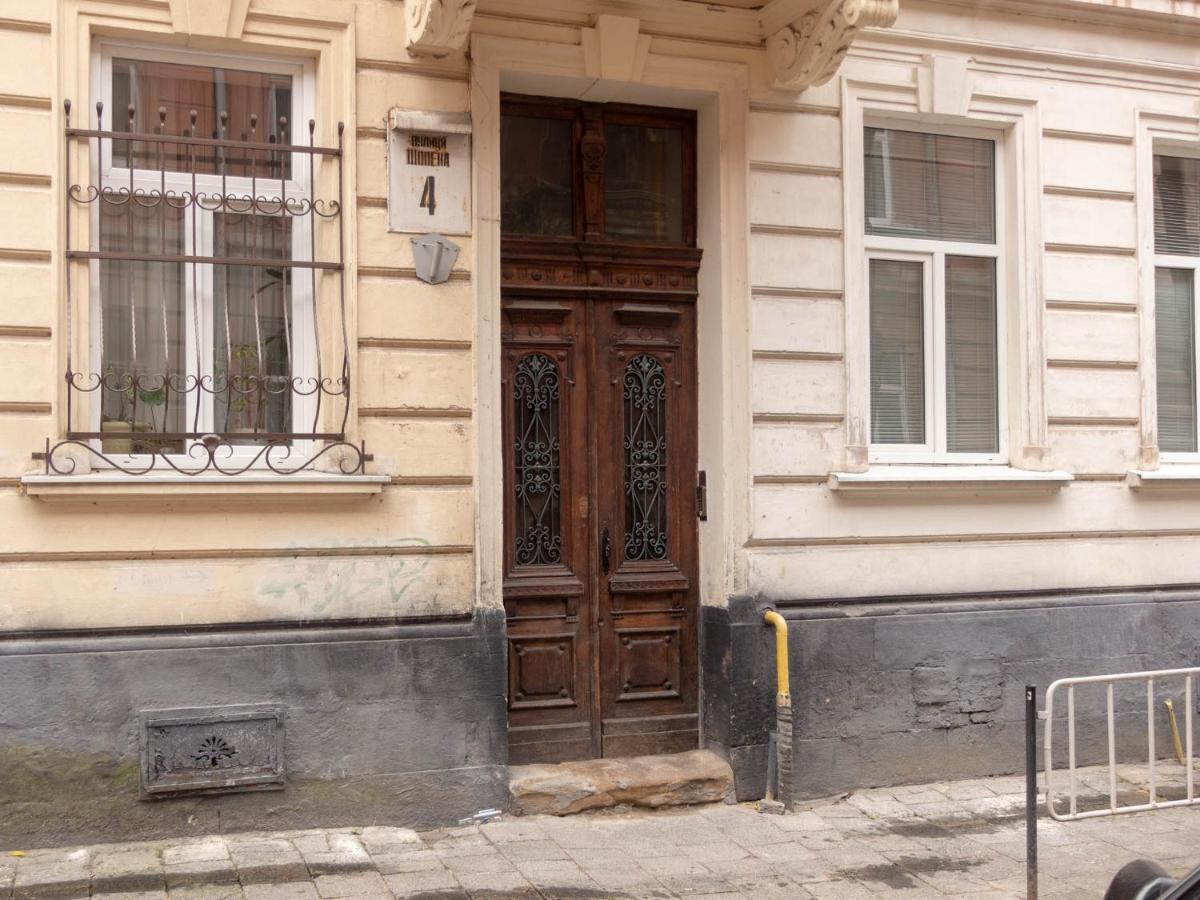 Lviv Suites At Shopena St. 4 Екстер'єр фото